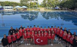 Bucalı ulusal yüzücü Bulgaristan’dan altın madalya ile döndü